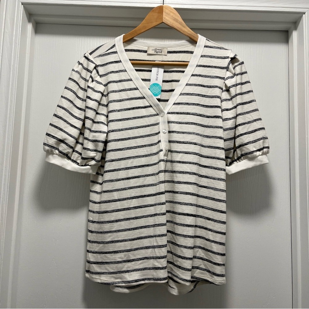 Beacon Apparel Womens L Naia Cream Black Striped Short Sleeve Stitch Fix Top New
